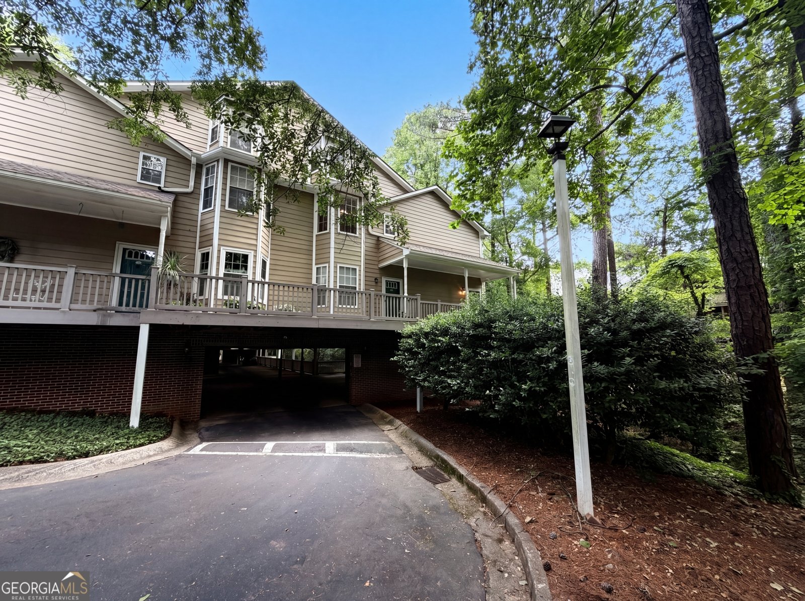 4491 Pineridge Circle Atlanta - main photo