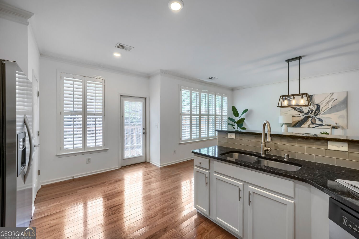 3827 Chattahoochee Summit Drive Atlanta - Photo 10