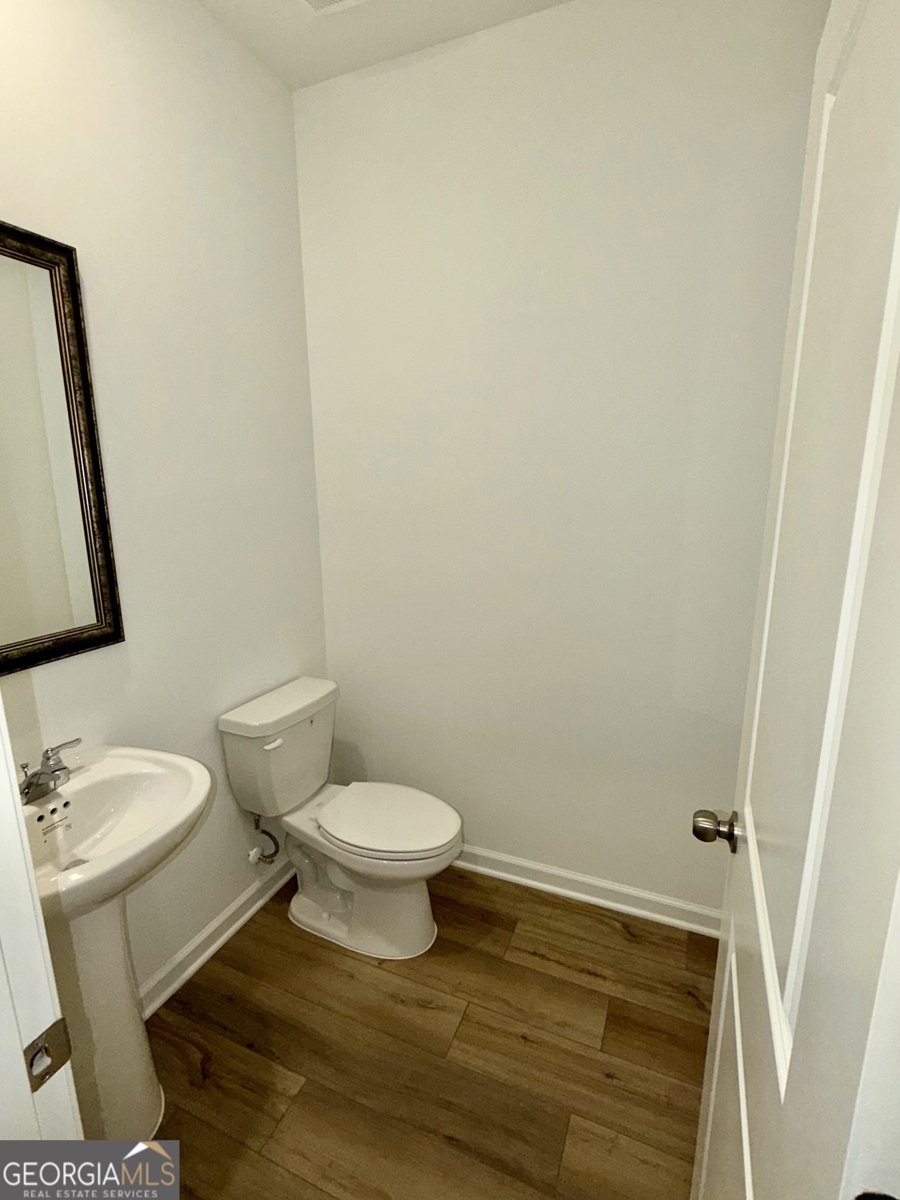 291 Pondview Drive Athens - Photo 7