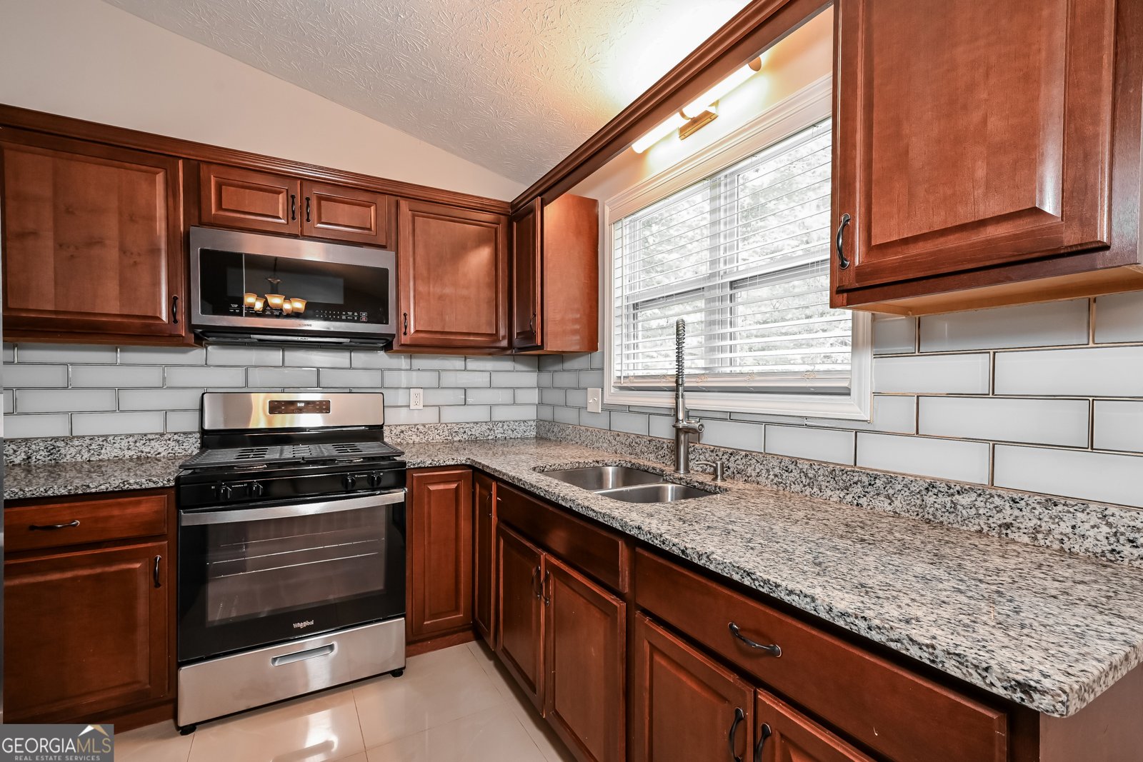 3091 Dowry Drive Lawrenceville - Photo 7