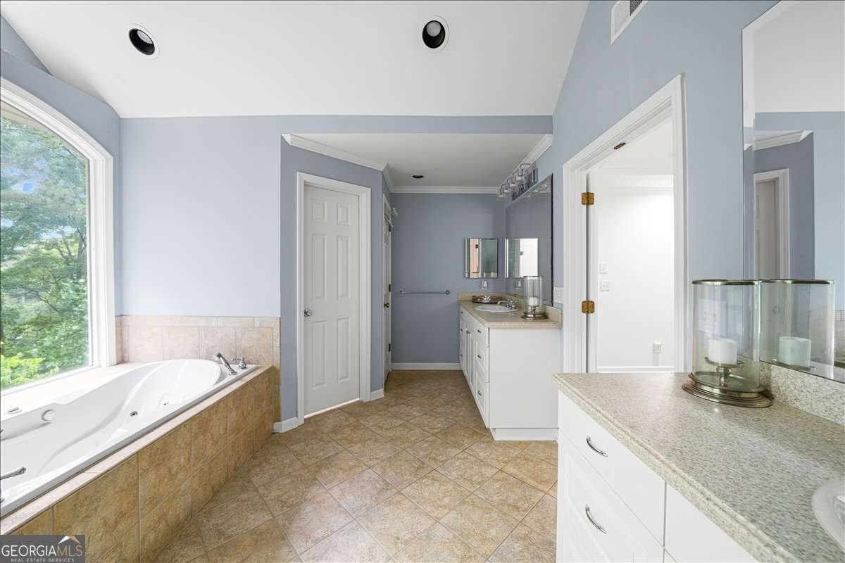 763 Byrnwyck Road Brookhaven - Photo 27