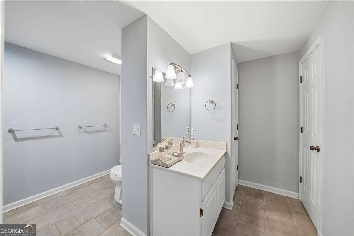 763 Byrnwyck Road Brookhaven - Photo 33