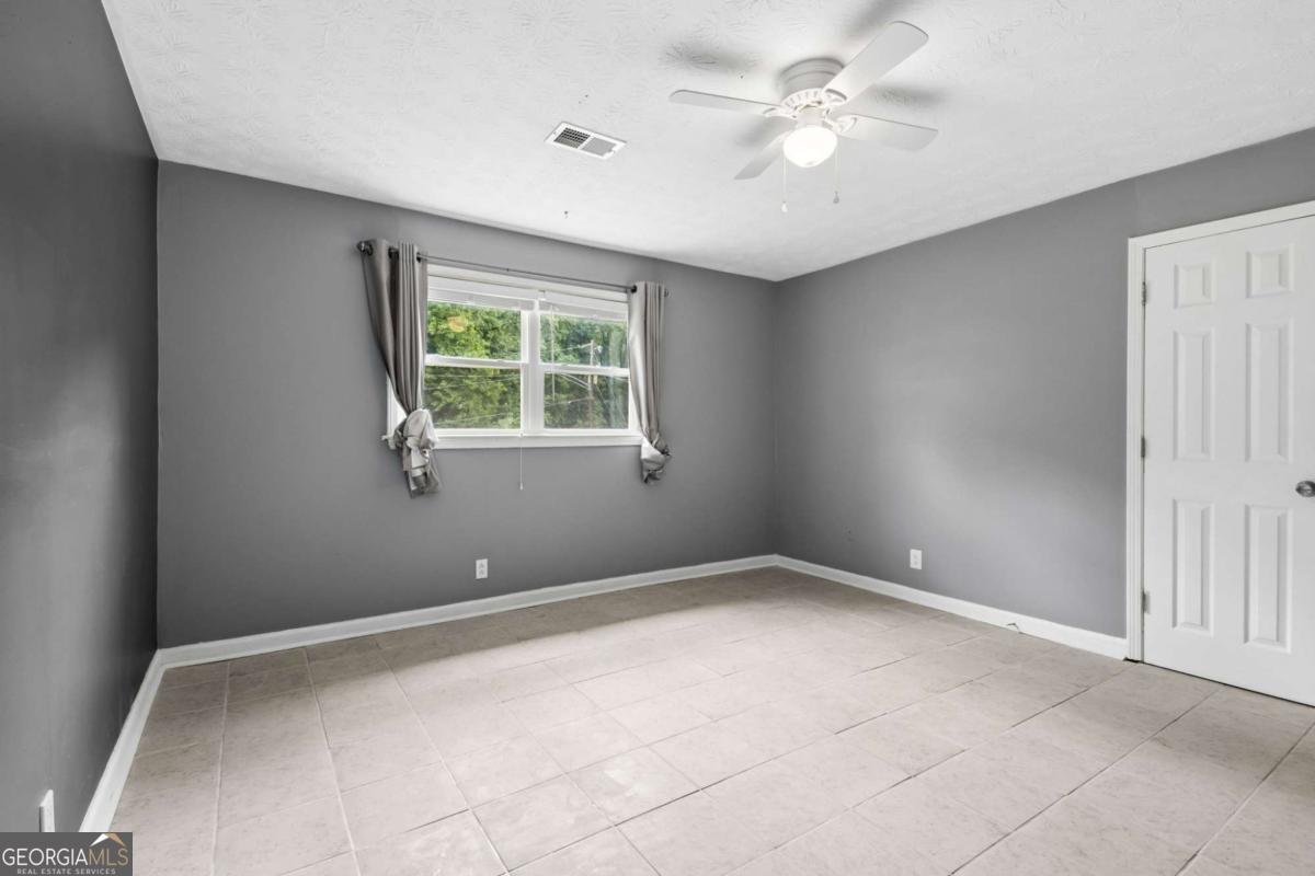 1042 Mountain Woods Court Stone Mountain - Photo 45