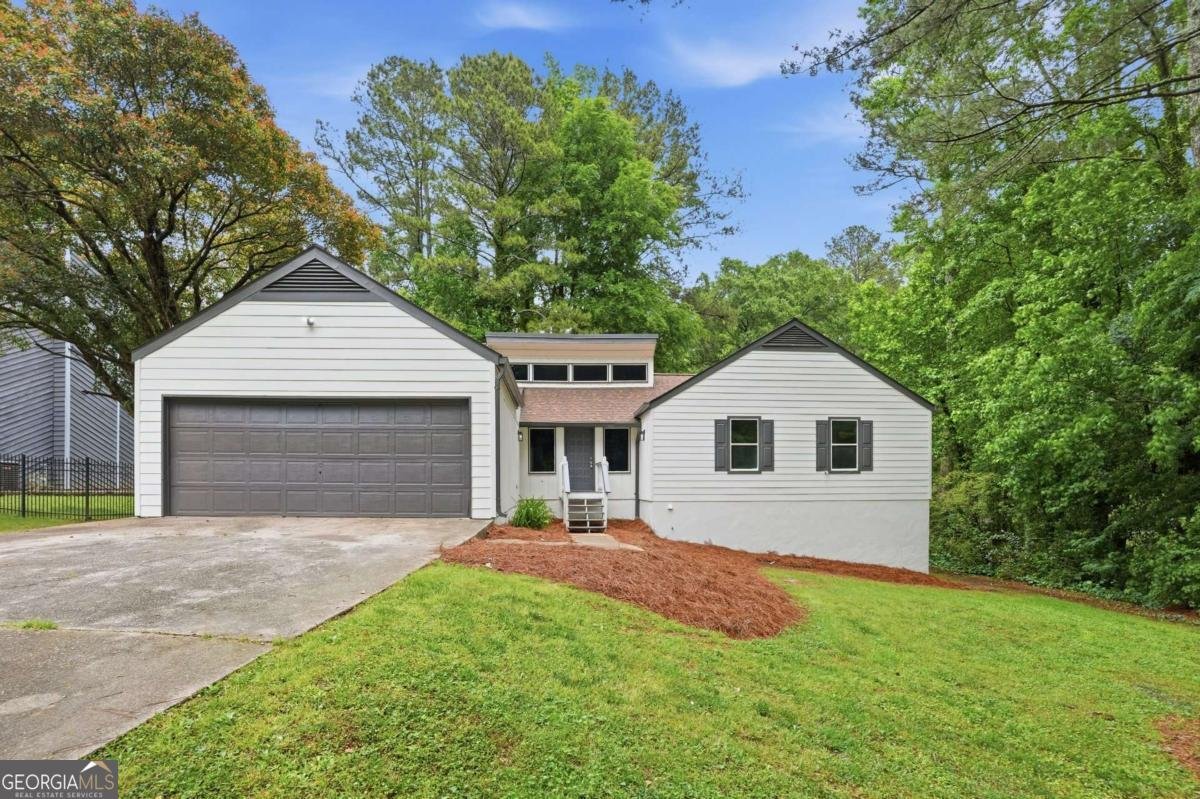 3244 Harbor Woods Road Decatur - main photo