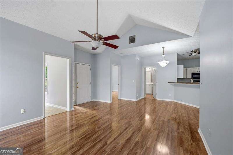3732 Villa Springs Circle Powder Springs - Photo 10