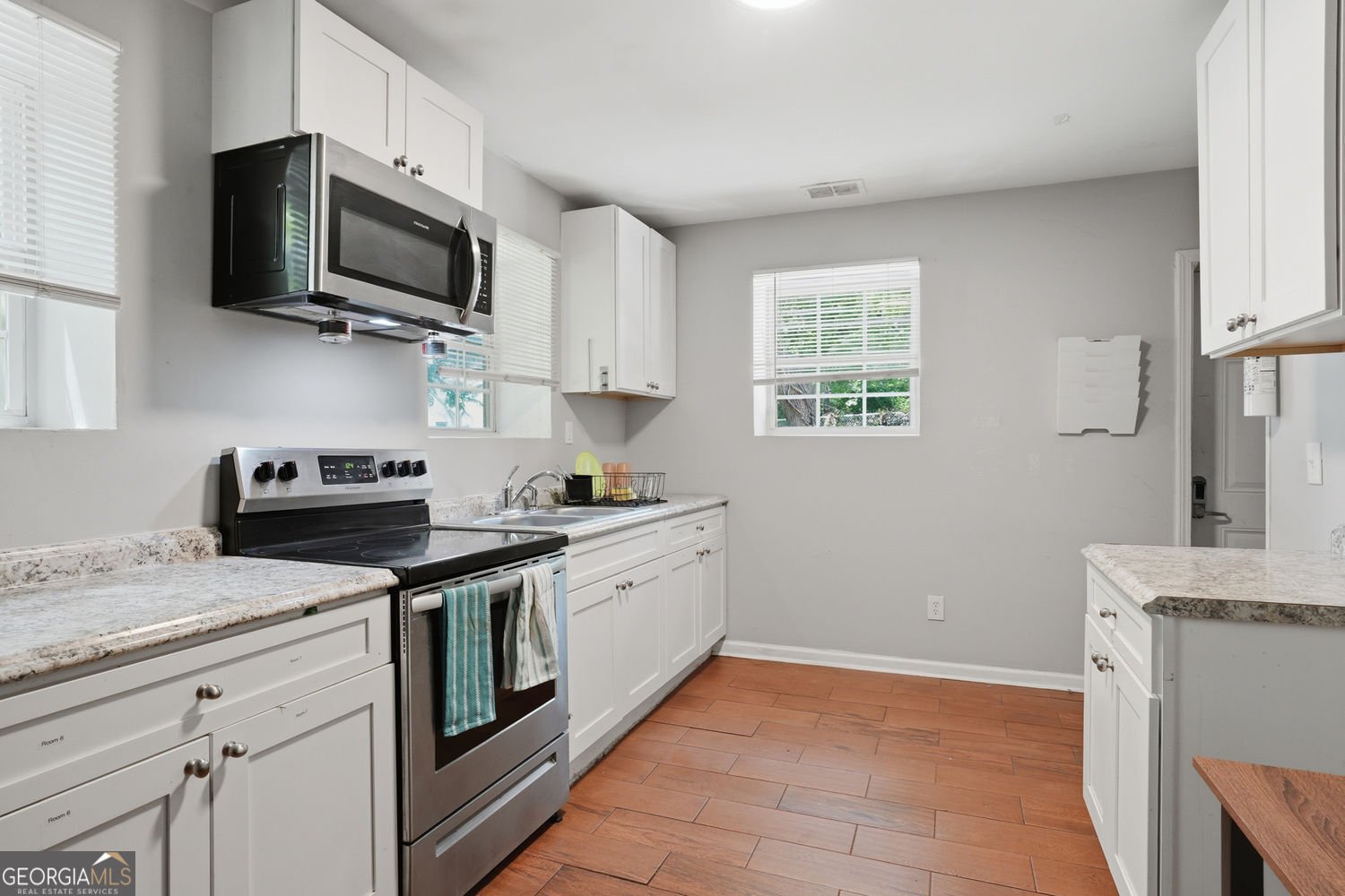 1070 Mayson Turner Road Atlanta - Photo 15
