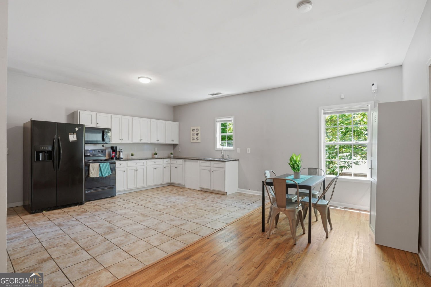 1070 Mayson Turner Road Atlanta - Photo 8