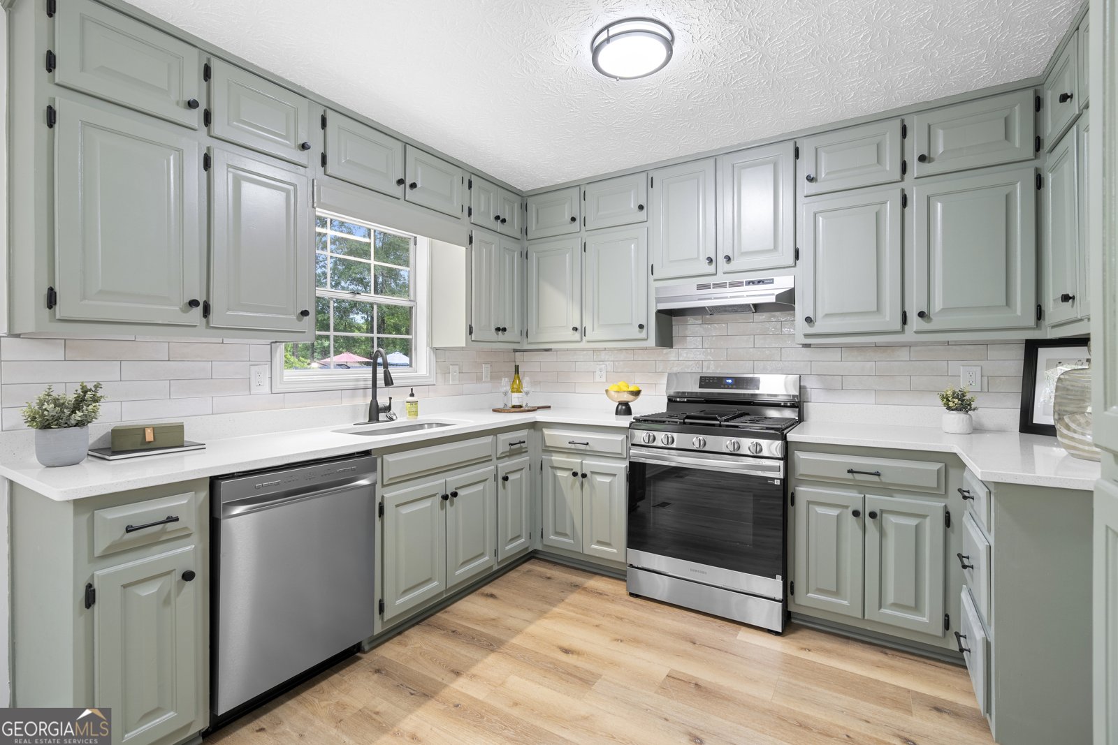 6584 River Glen Drive Riverdale - Photo 9