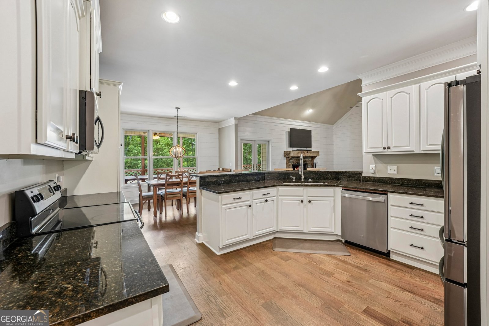 5925 Cantrell Circle Cumming - Photo 19