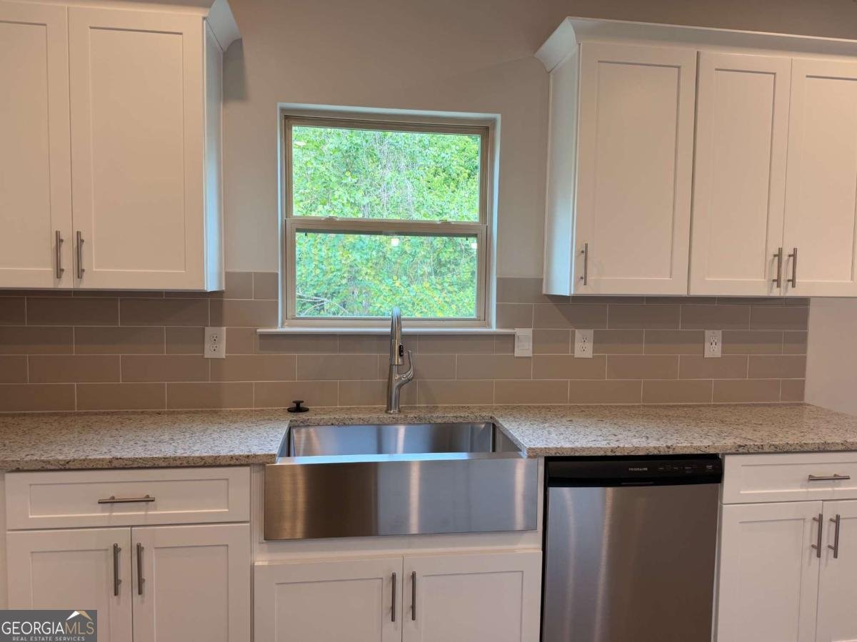 484 Magnolia Grove Place Cornelia - Photo 18