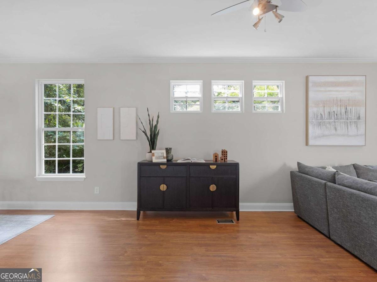923 Tilden Street Atlanta - Photo 8