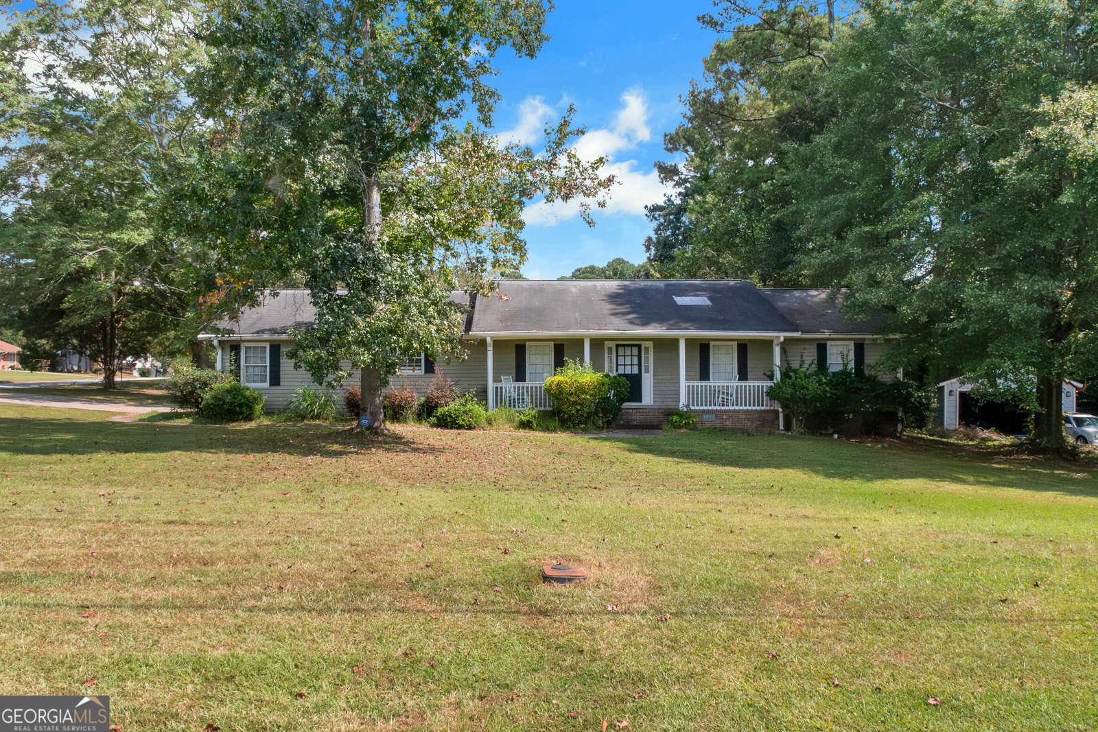 3550 Clubhouse Lane Conyers - main photo