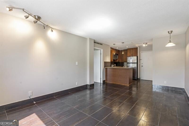 2285 Peachtree Road Atlanta - Photo 12