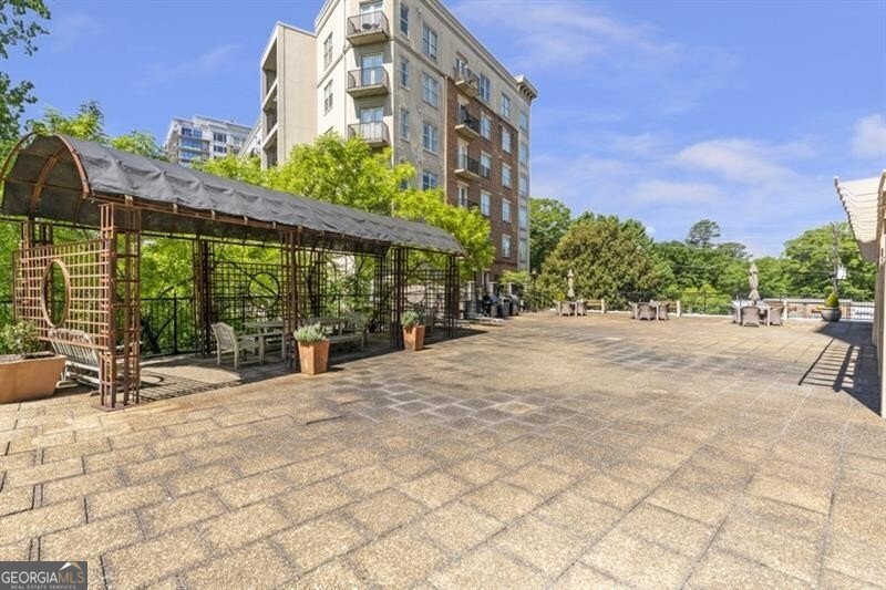 2285 Peachtree Road Atlanta - Photo 22