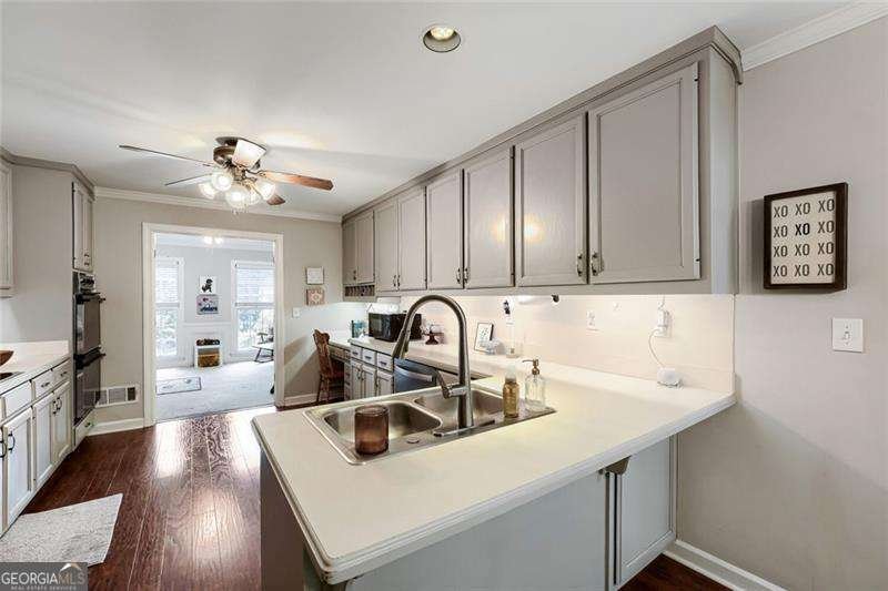 152 Oakwood Hills Drive Suwanee - Photo 12