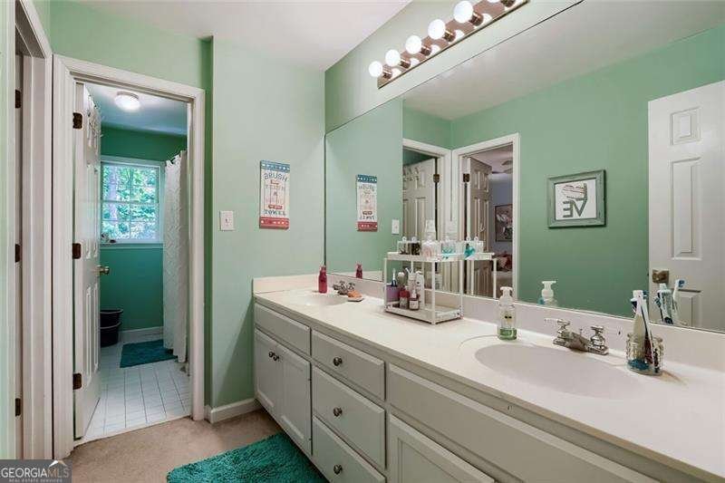 152 Oakwood Hills Drive Suwanee - Photo 21