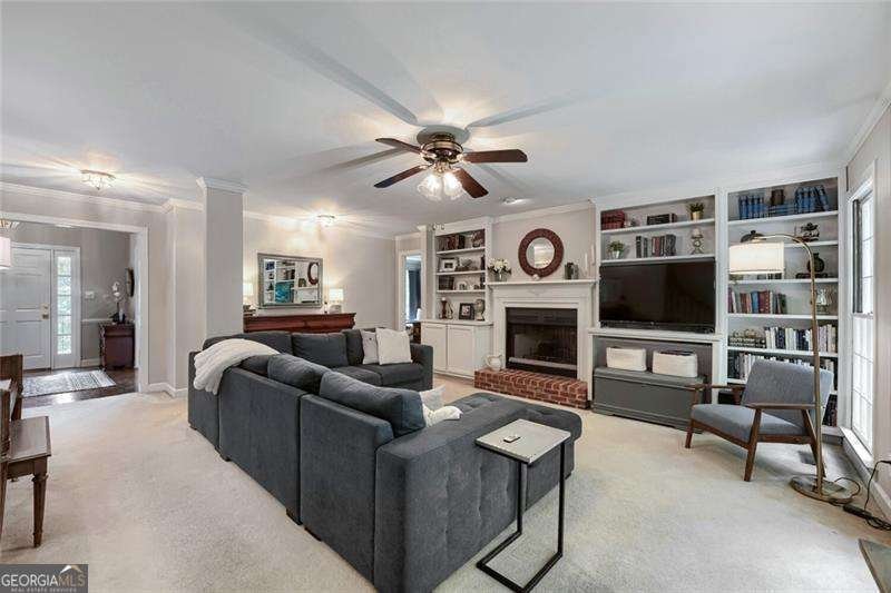 152 Oakwood Hills Drive Suwanee - Photo 7