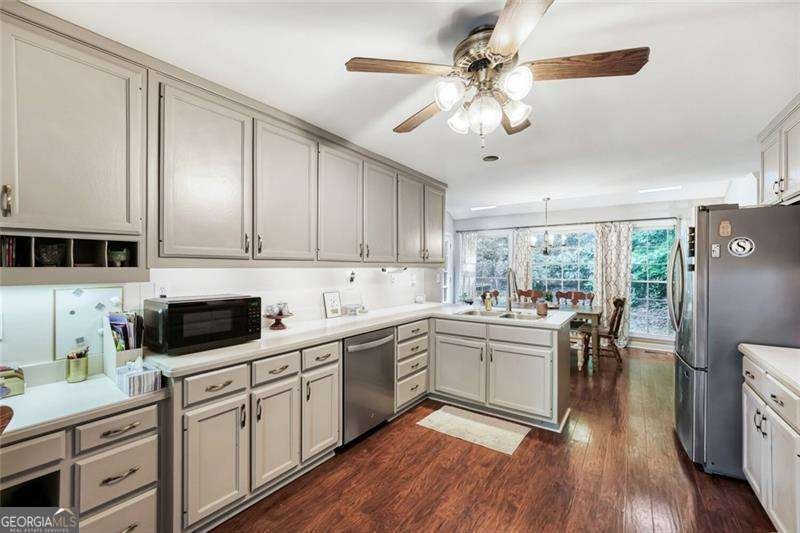 152 Oakwood Hills Drive Suwanee - Photo 9