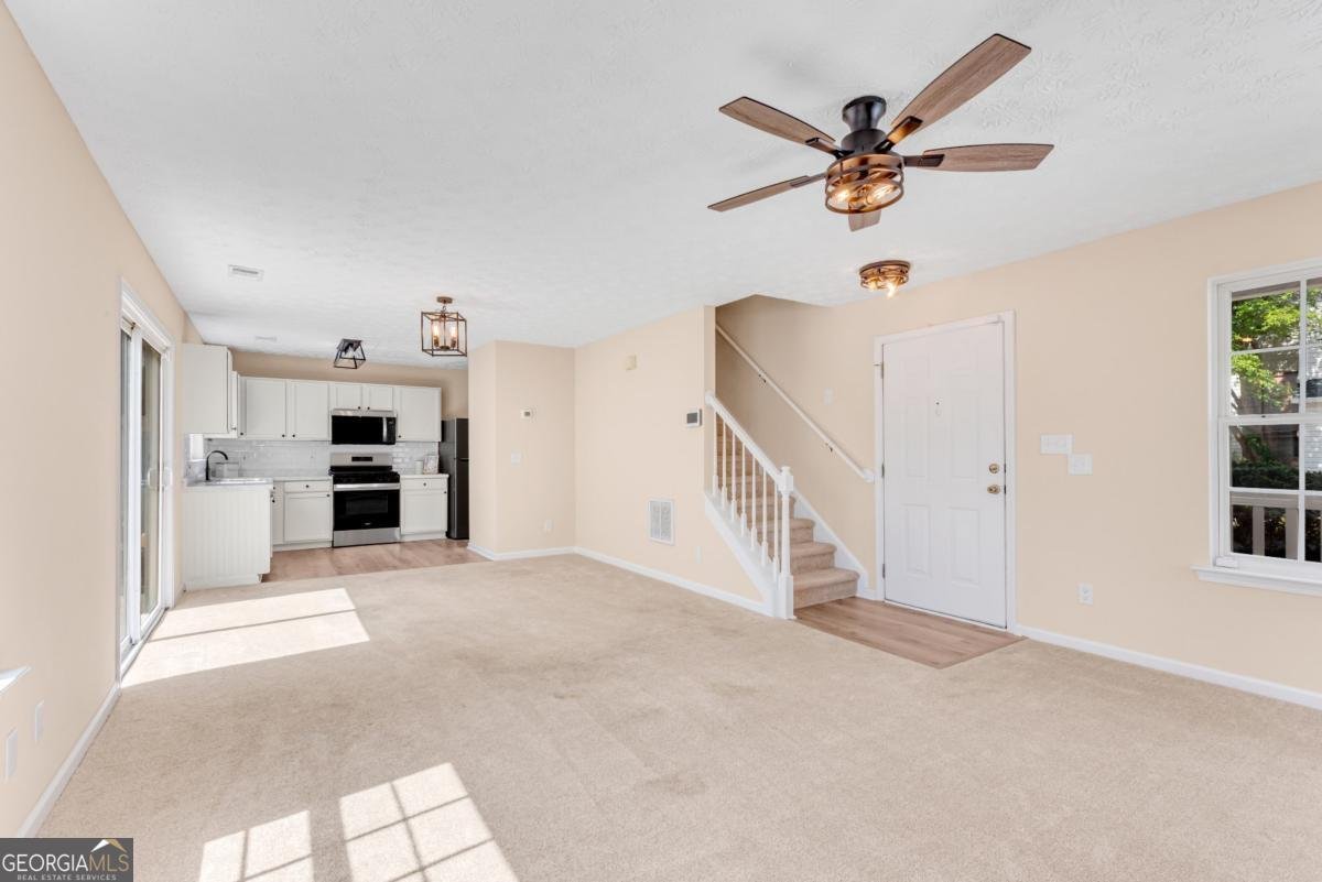 864 Windcroft Circle Acworth - Photo 8