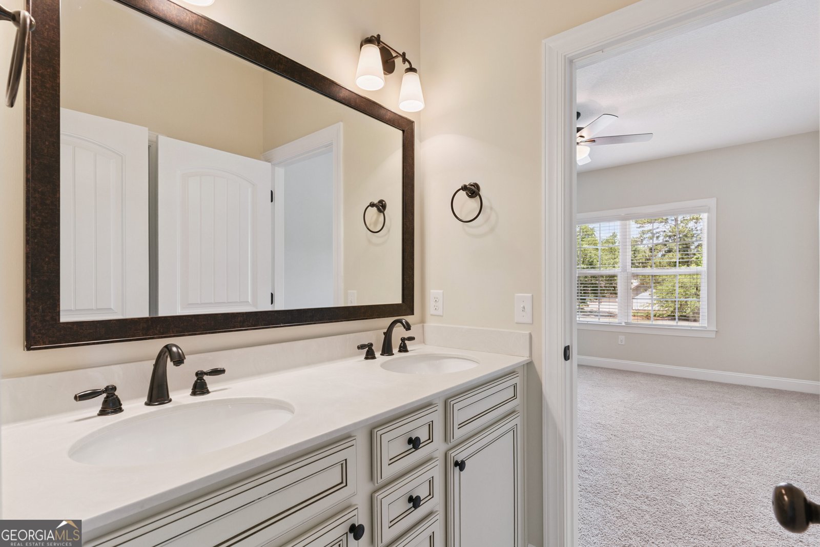 505 Belmont Circle Brunswick - Photo 32