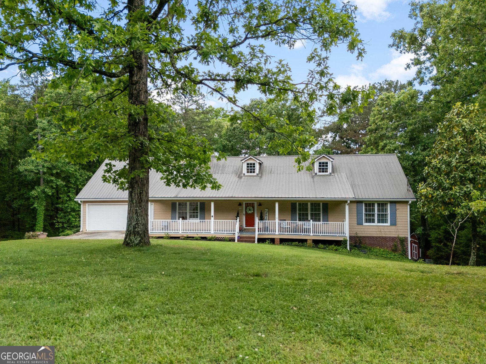 21 Timberwood Drive, SE Silver Creek - main photo