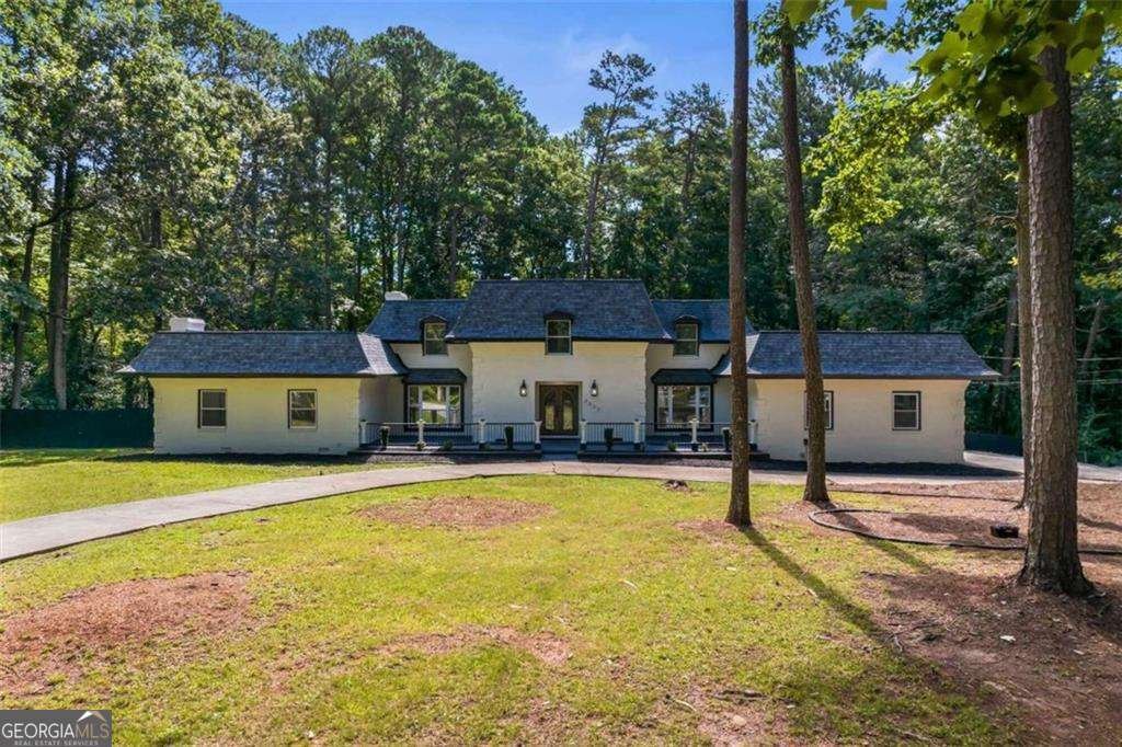 2023 Stoneleigh Drive Stone Mountain - main photo