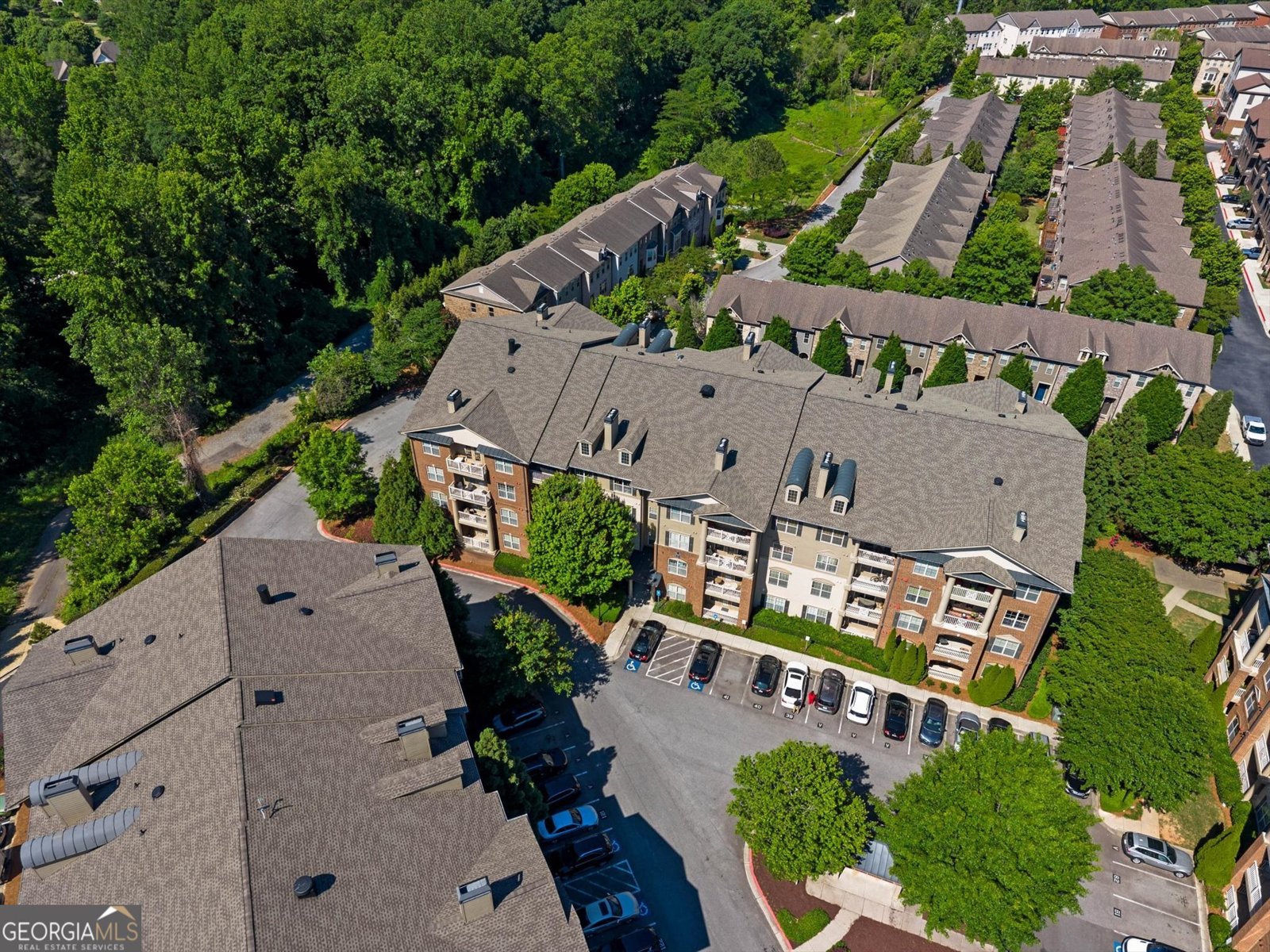 4805 Village Way Smyrna - main photo
