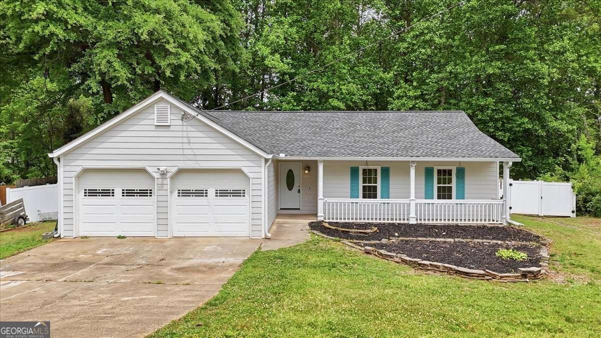 847 Riverstone Lane Woodstock - main photo