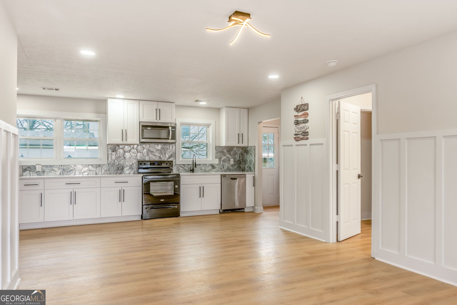 37 Coweta Street Senoia - Photo 8