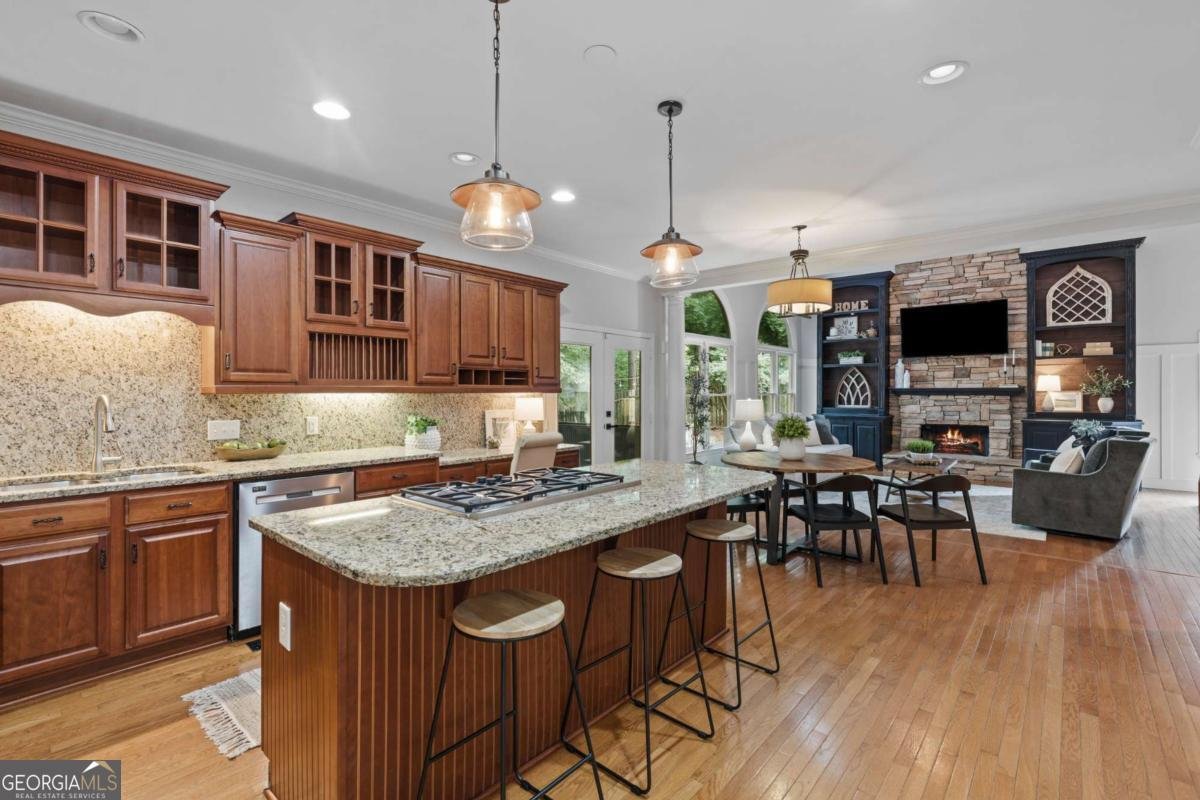 1028 Towne Lake Hills Woodstock - Photo 17