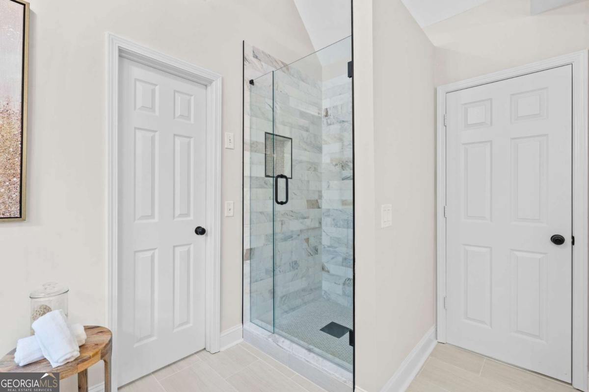 1028 Towne Lake Hills Woodstock - Photo 32