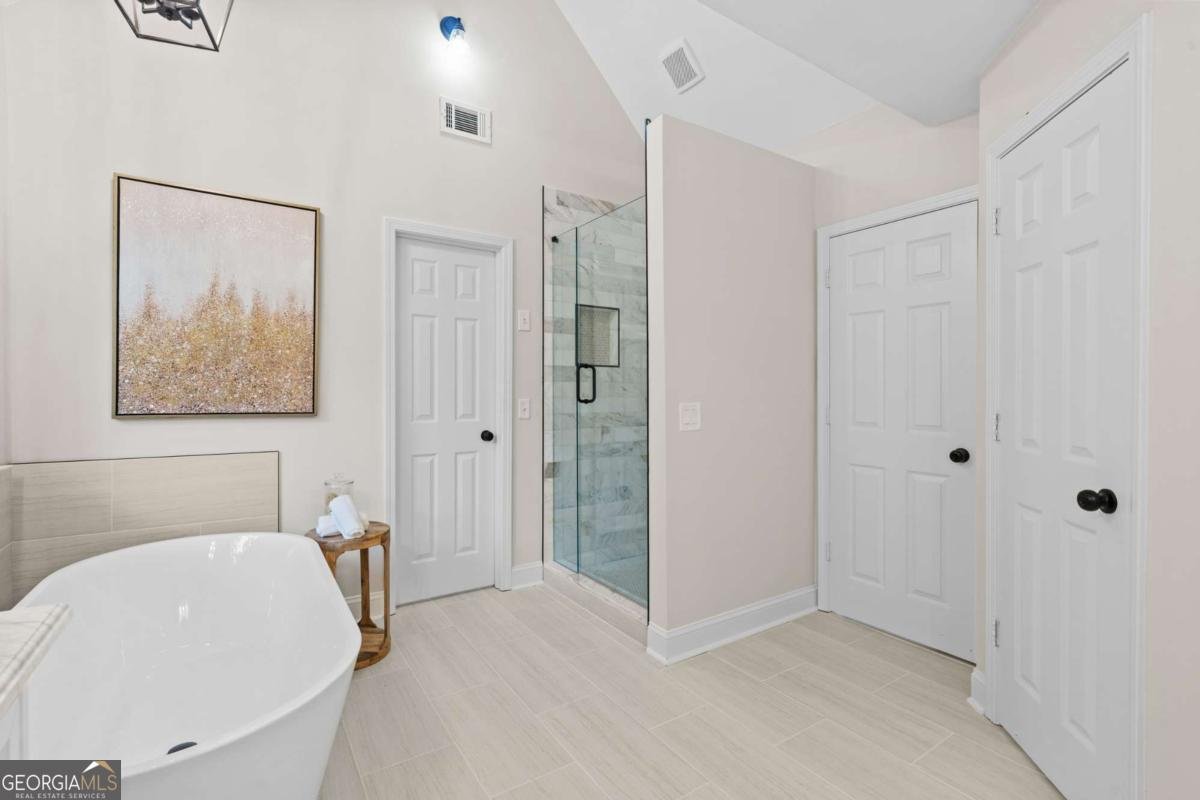 1028 Towne Lake Hills Woodstock - Photo 33