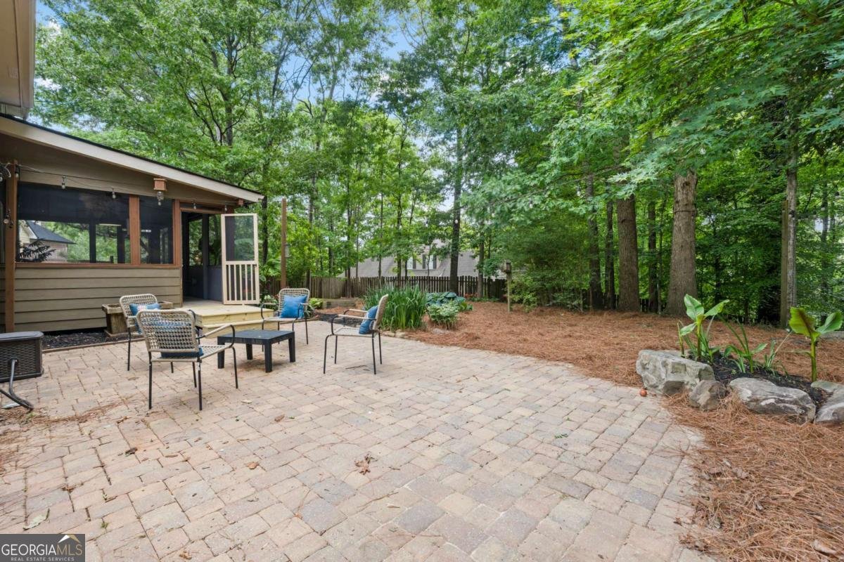 1028 Towne Lake Hills Woodstock - Photo 58