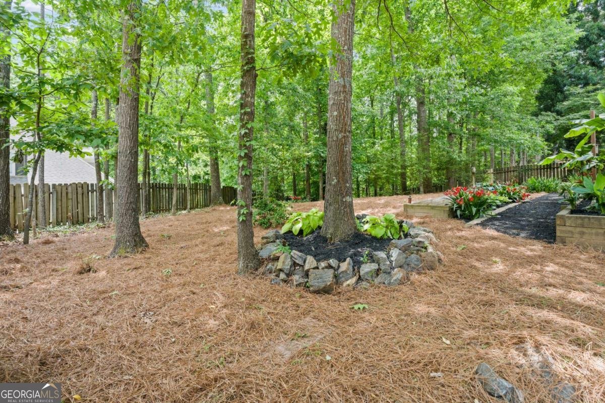 1028 Towne Lake Hills Woodstock - Photo 62