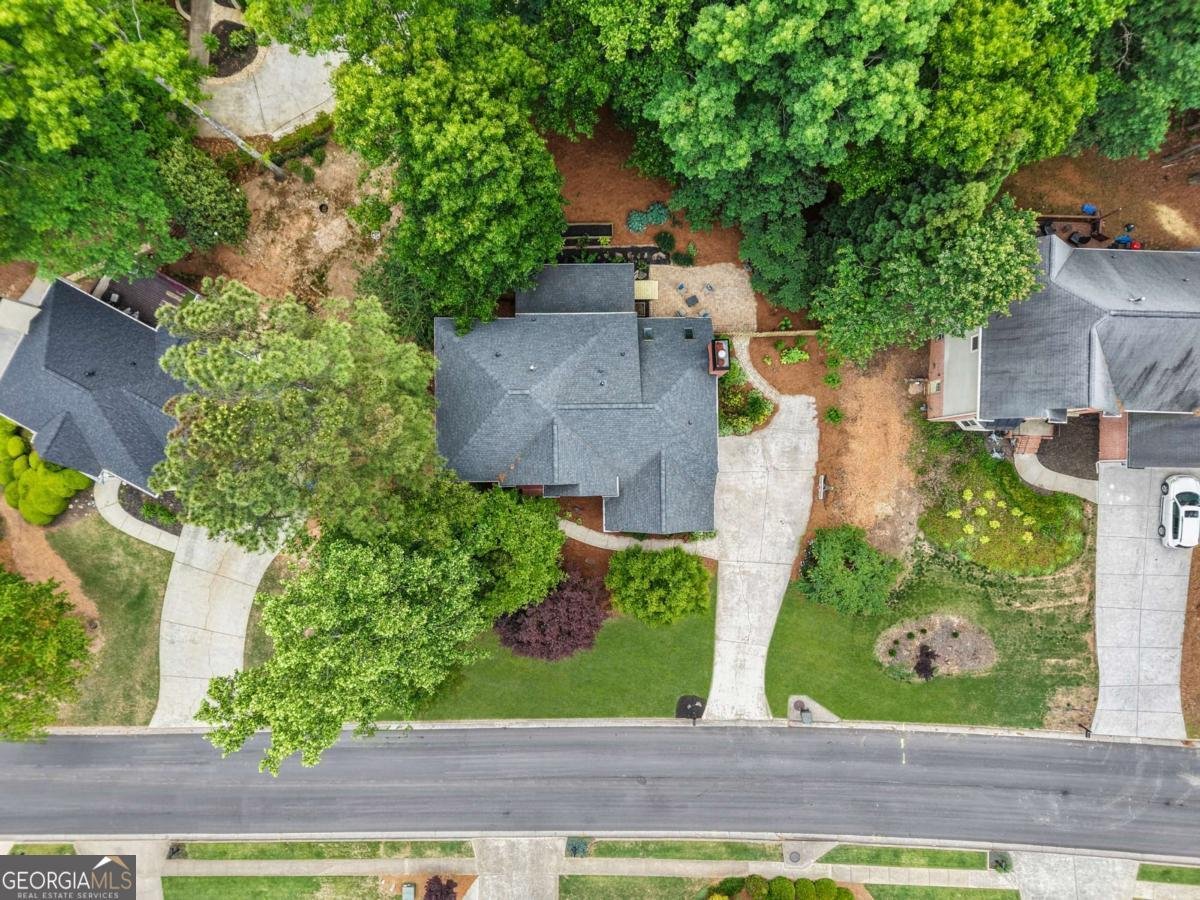 1028 Towne Lake Hills Woodstock - Photo 64
