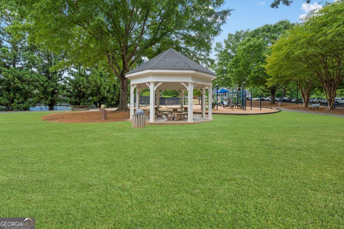 1028 Towne Lake Hills Woodstock - Photo 73