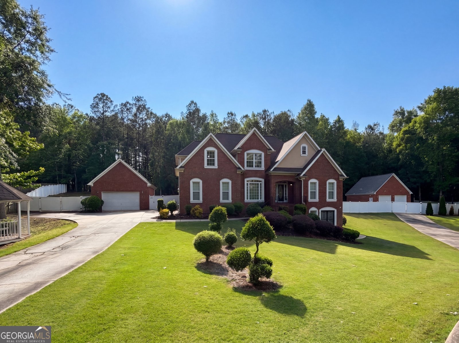 207 Cagle Court McDonough - main photo