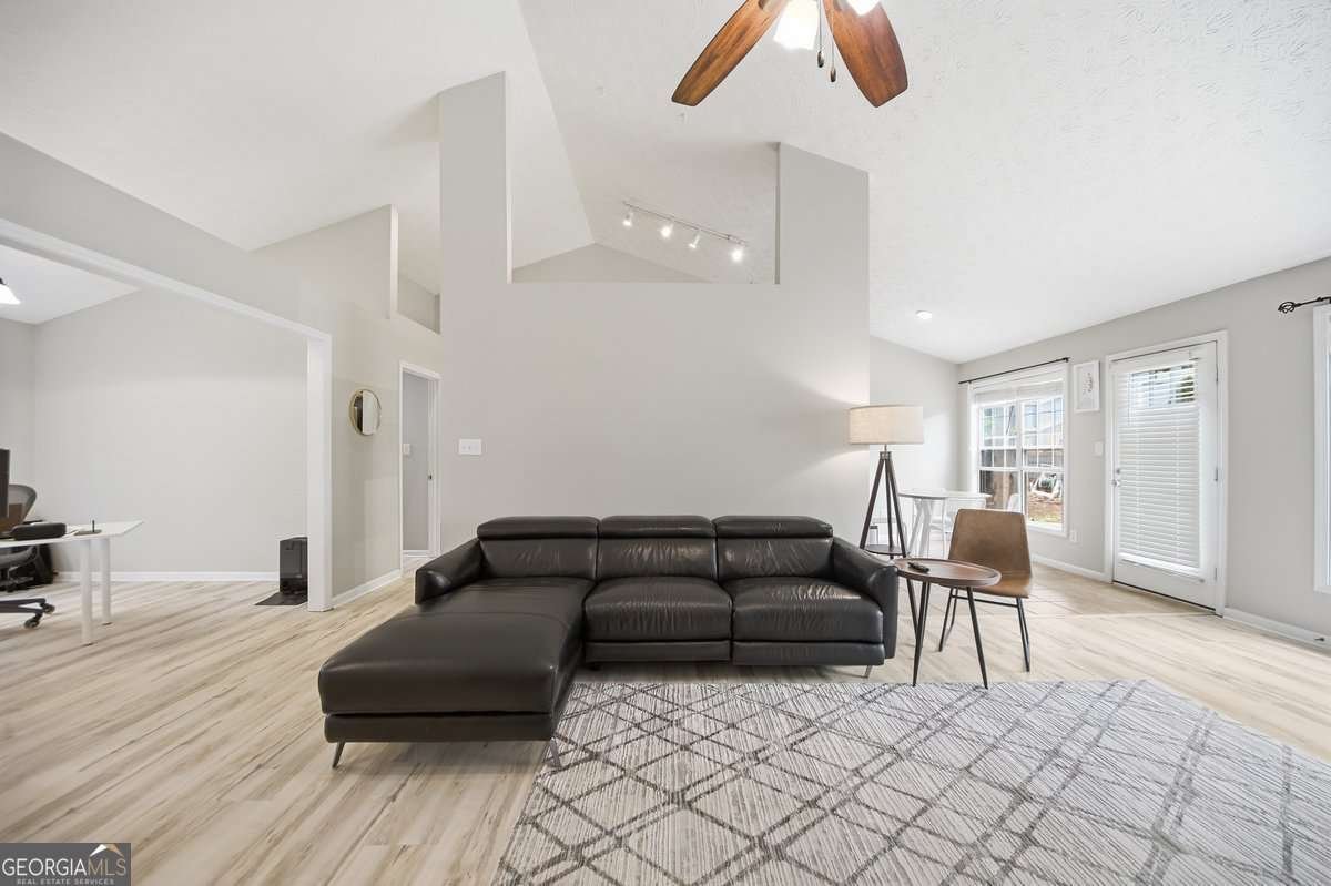 3335 Ennfield Lane Duluth - Photo 10