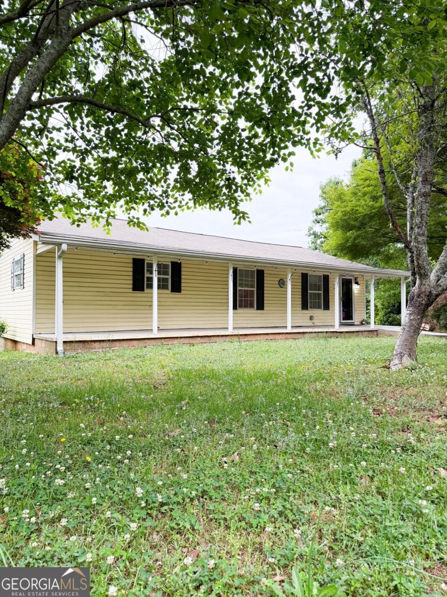 7072 Cantrell Road Douglasville - main photo
