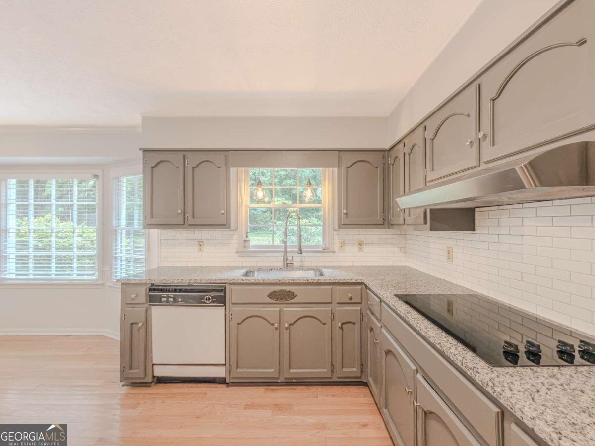 2764 Amberly Way Snellville - Photo 15