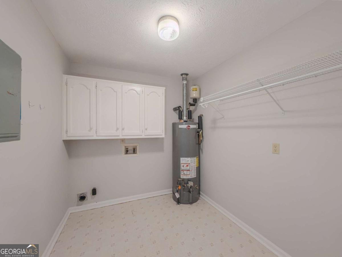 2764 Amberly Way Snellville - Photo 34