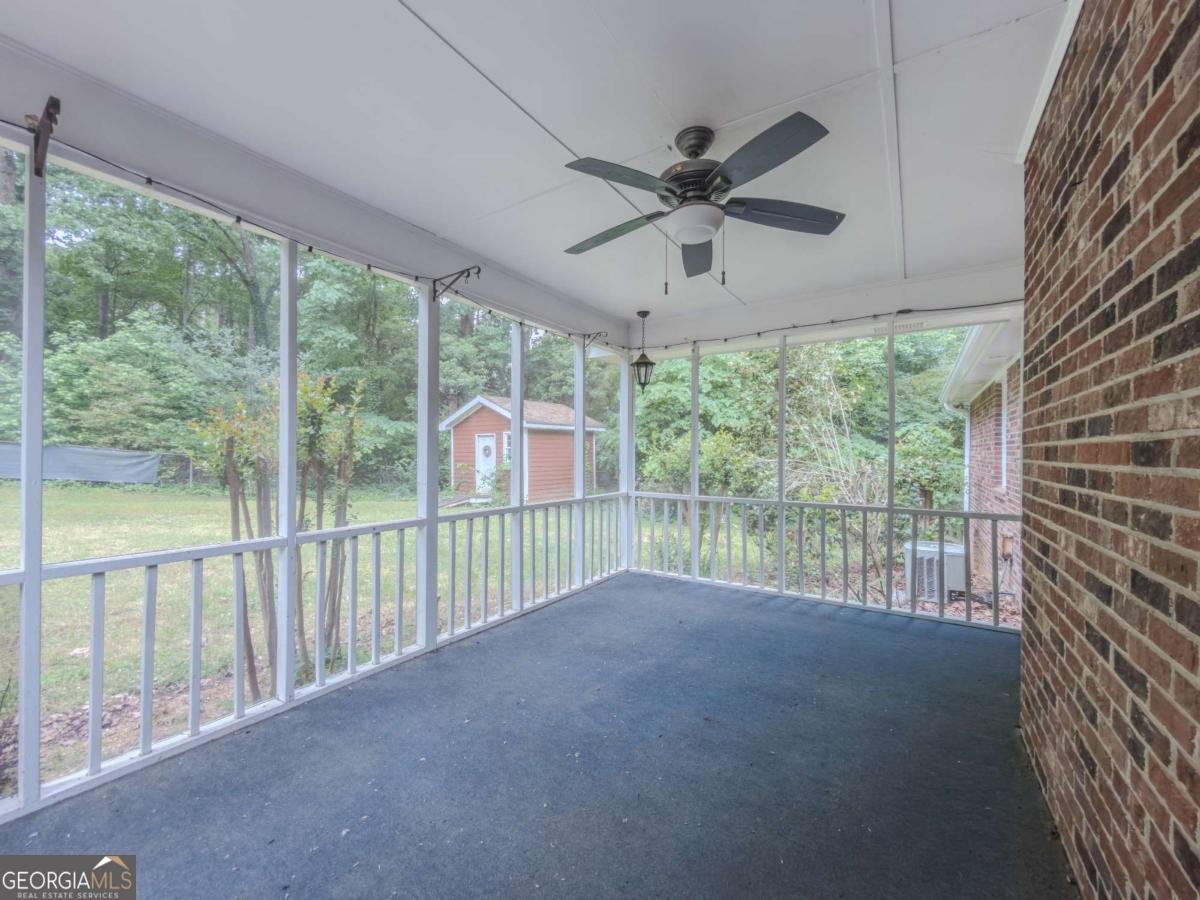 2764 Amberly Way Snellville - Photo 37