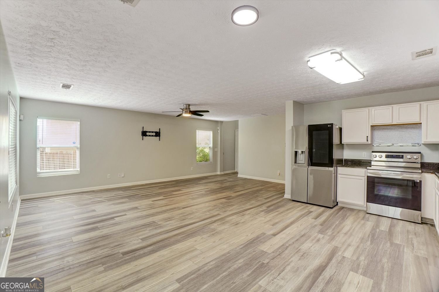 301 Silver Spring Street Dallas - Photo 8