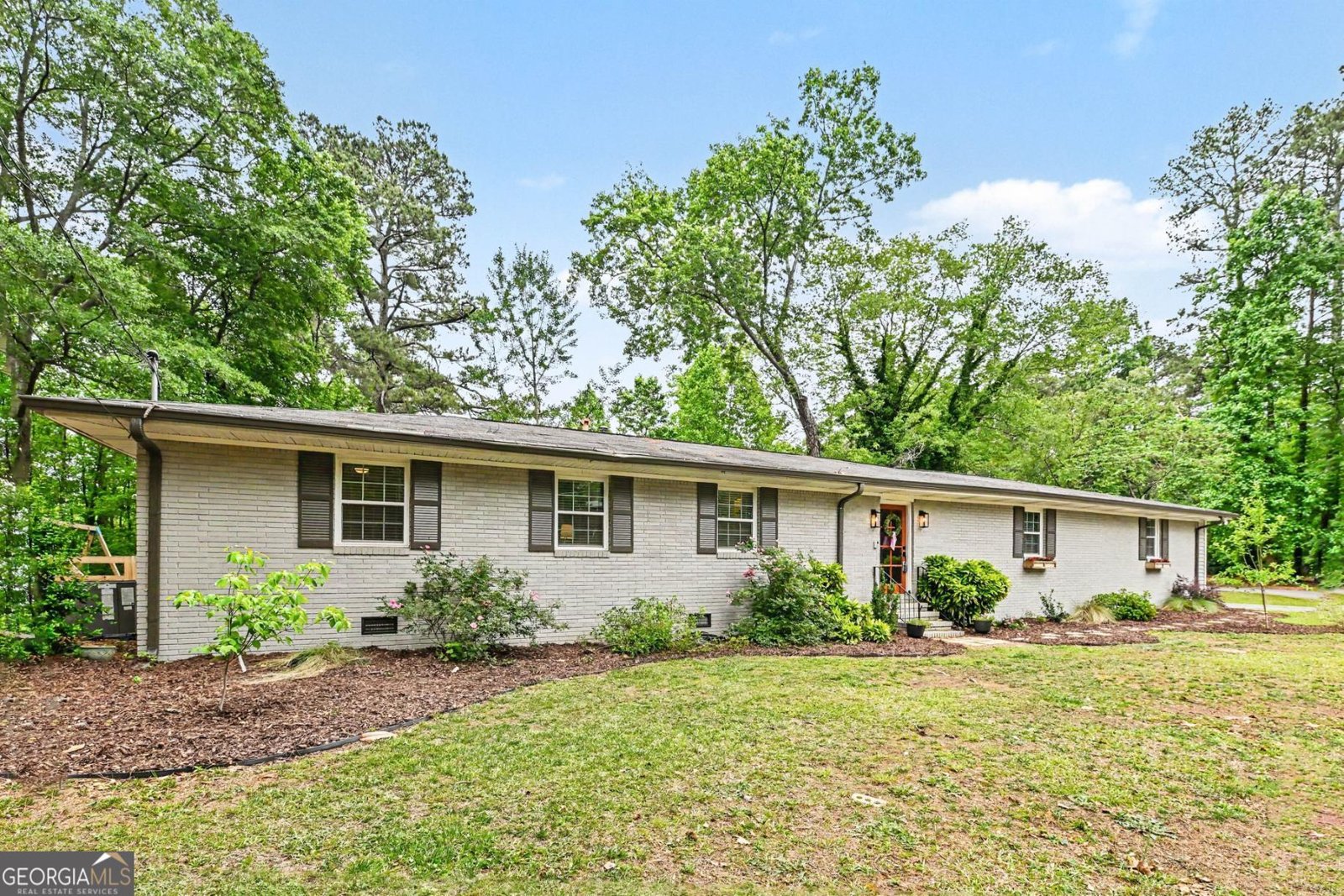 1581 Lost Mountain Road Powder Springs - main photo