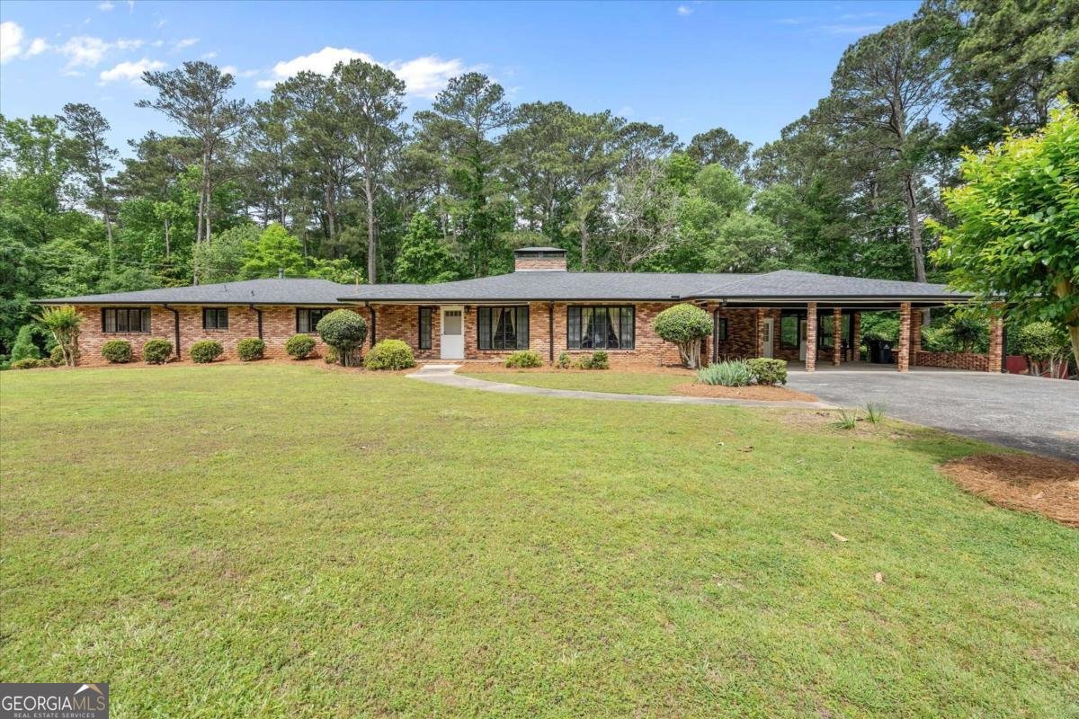 4671 Dogwood Dr Acworth - main photo