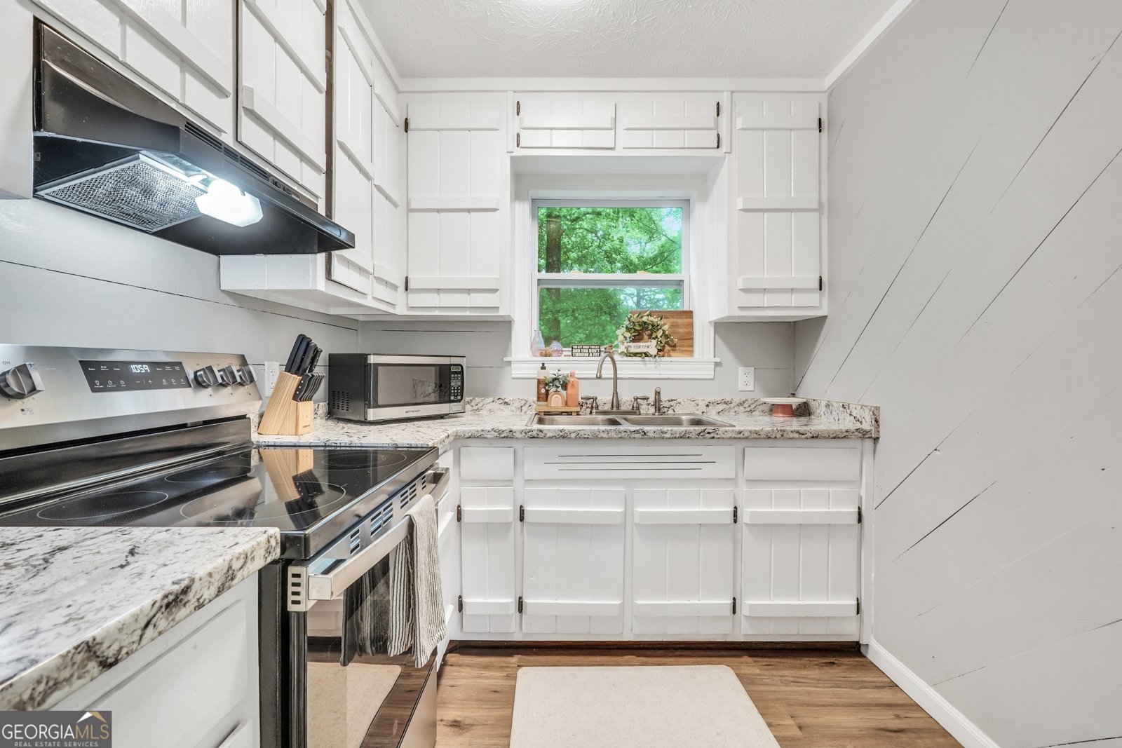997 Cardinal Street Thomaston - Photo 12