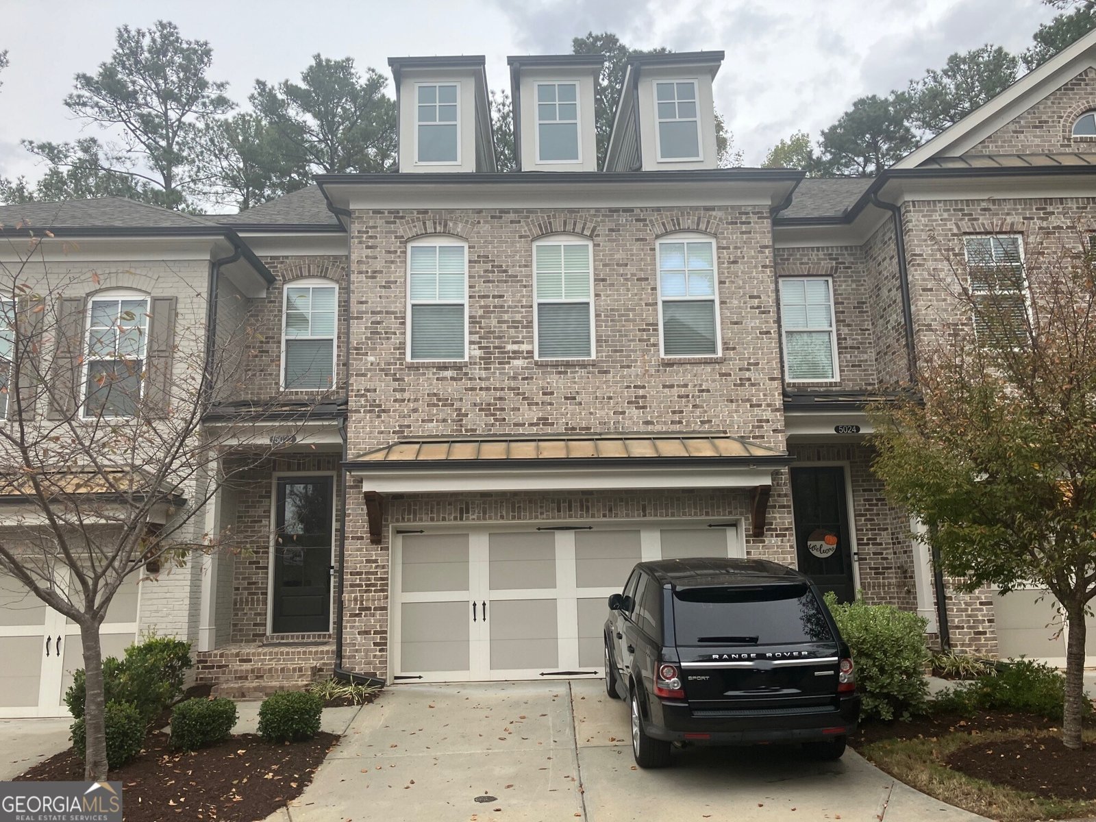 5022 Towneship Creek Road Roswell - main photo