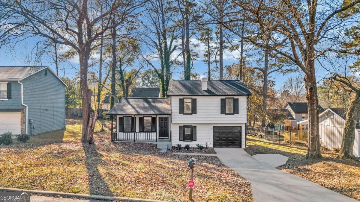 3959 Wood Path Drive Stone Mountain - main photo