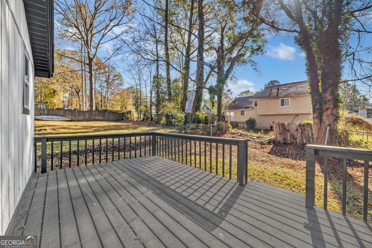 3959 Wood Path Drive Stone Mountain - Photo 27