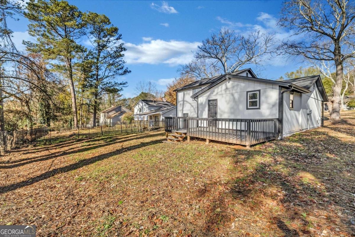 3959 Wood Path Drive Stone Mountain - Photo 29